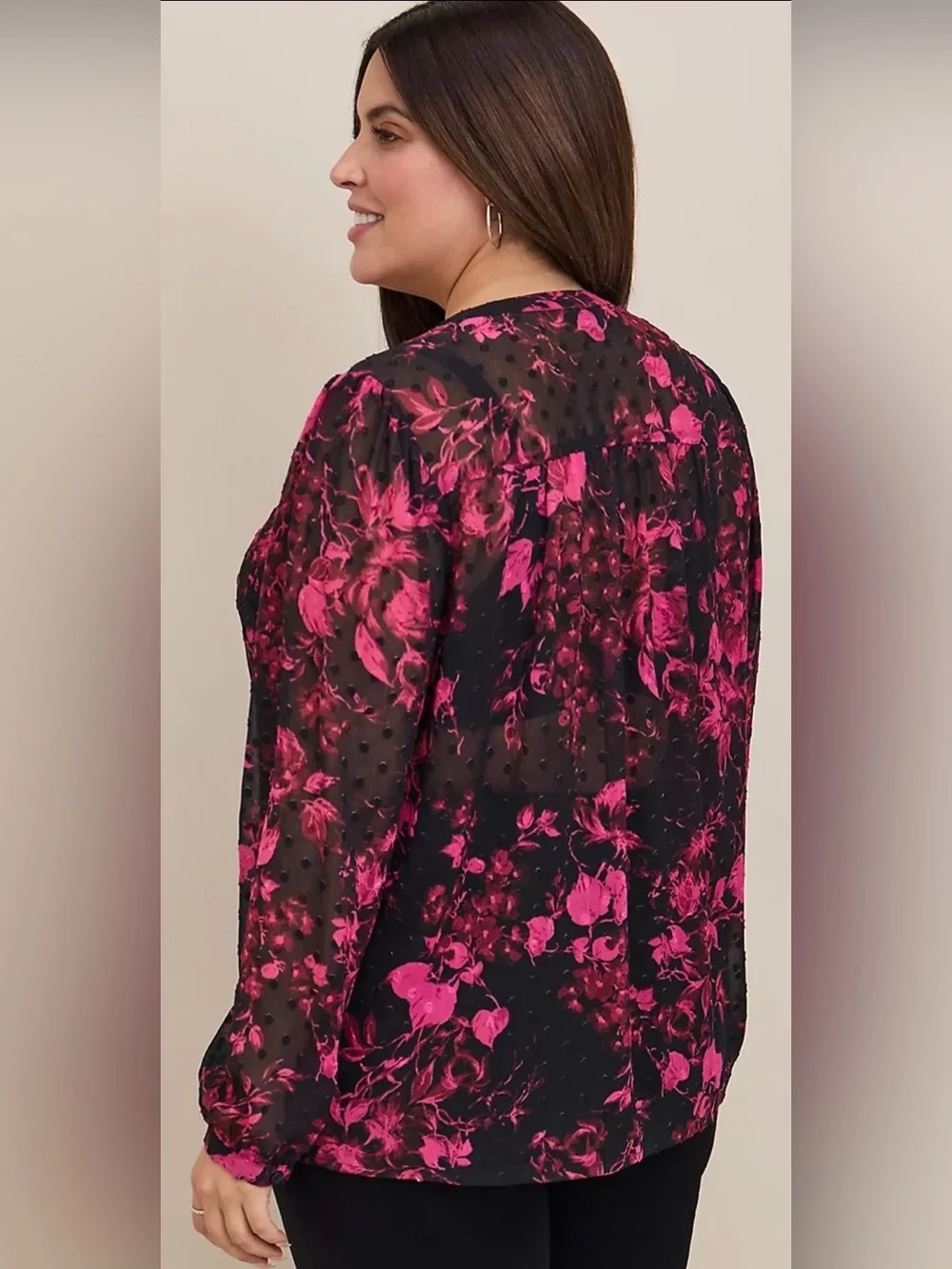 🖤 Torrid Pink and Black Floral Clip Dot Top